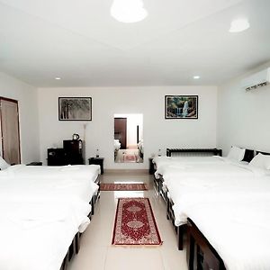 Mixed Dormitory Room